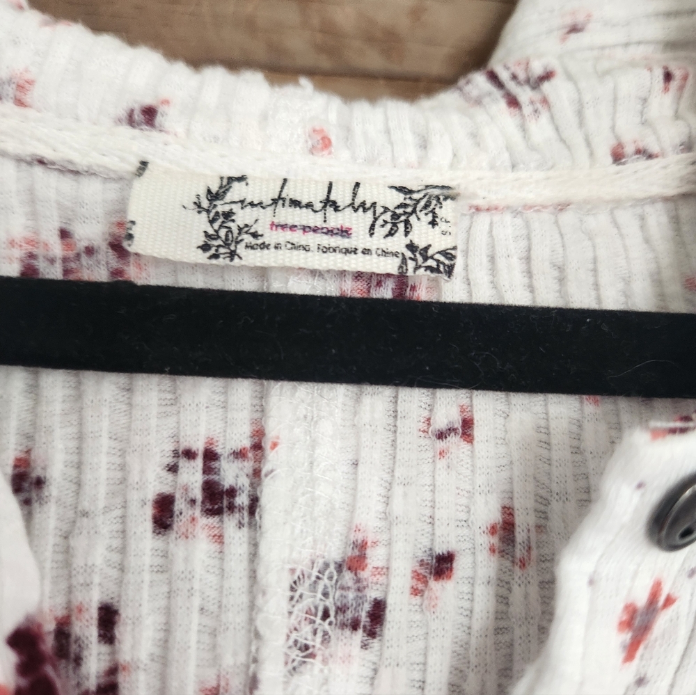 LIKE NEW RARE Free People Intimately lil bit lou flare long johns Size Small - Picture 4 of 5